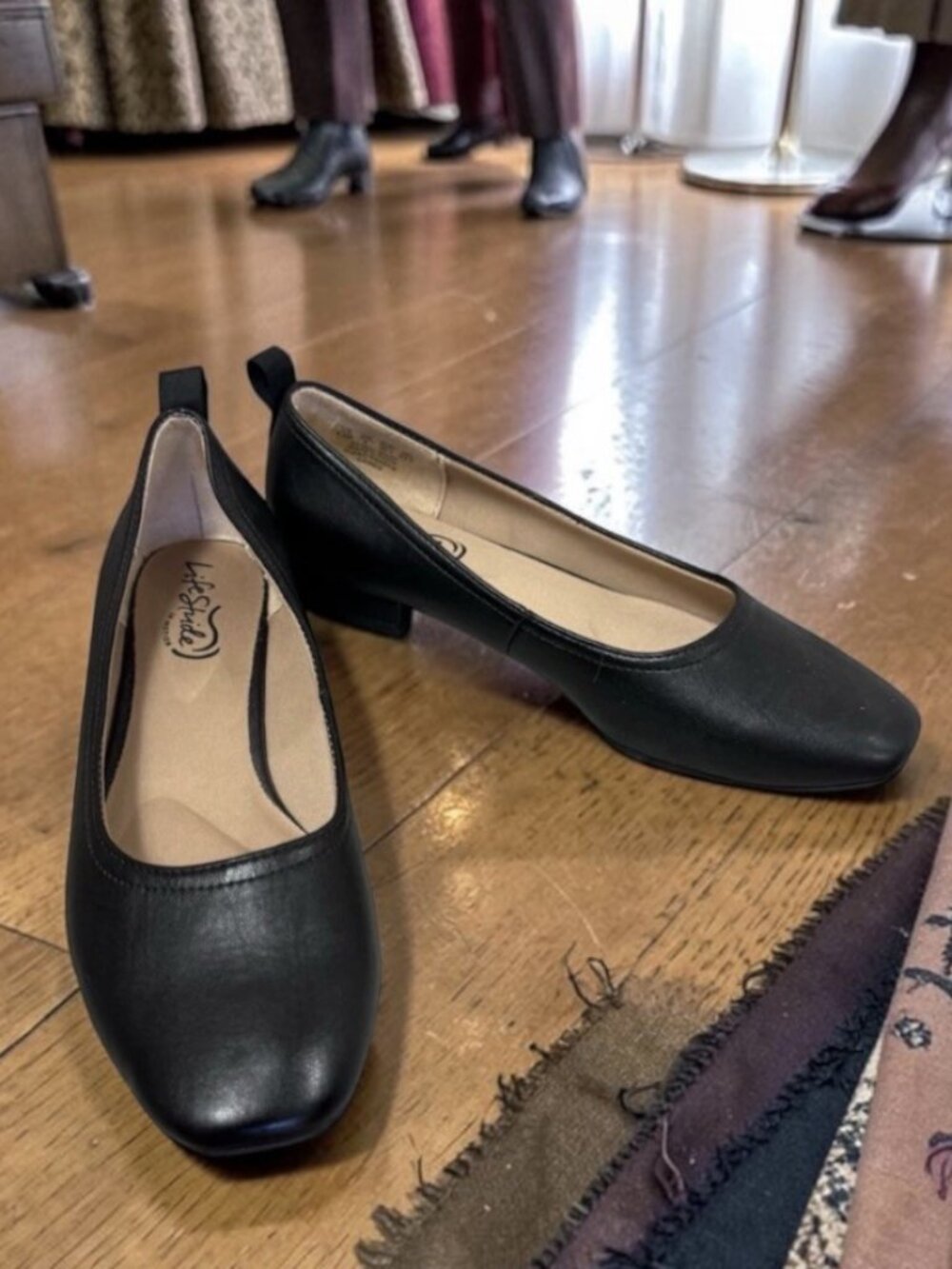 Life Stide,Woman,Casual Shoes,Classic Flat,Black,Sz 6.5,Comfort,low,closed heel!